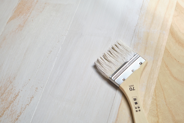 DIYで木材塗装するポイントとは？手順や塗装の種類も徹底解説します！